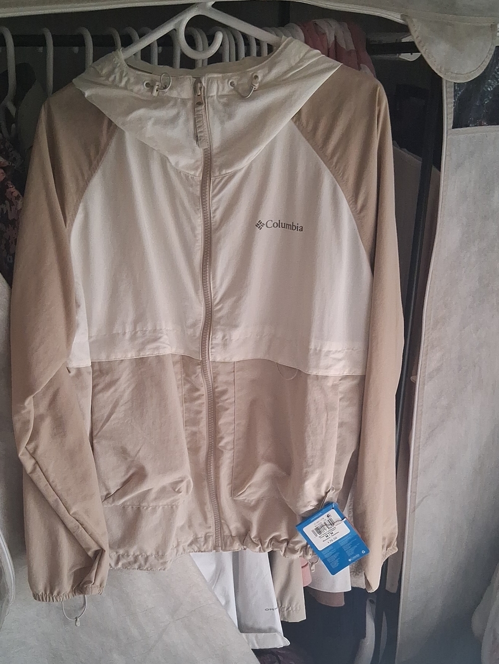Columbia Two-Tone Beige & White Hooded Jacket